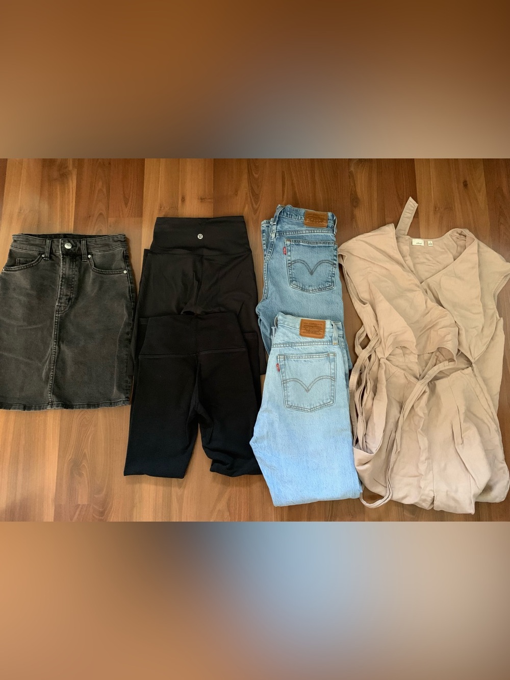 Aritzia/Lululemon Pants